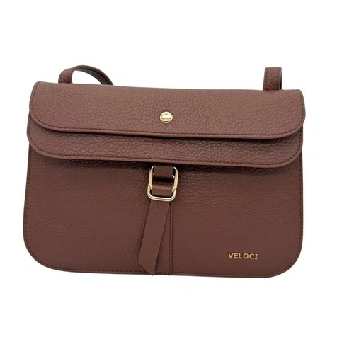 s-l500-182 Veloci Taupe Structured Everyday Crossbody Shoulder Bag NWOT Gold Hardware - Image 1